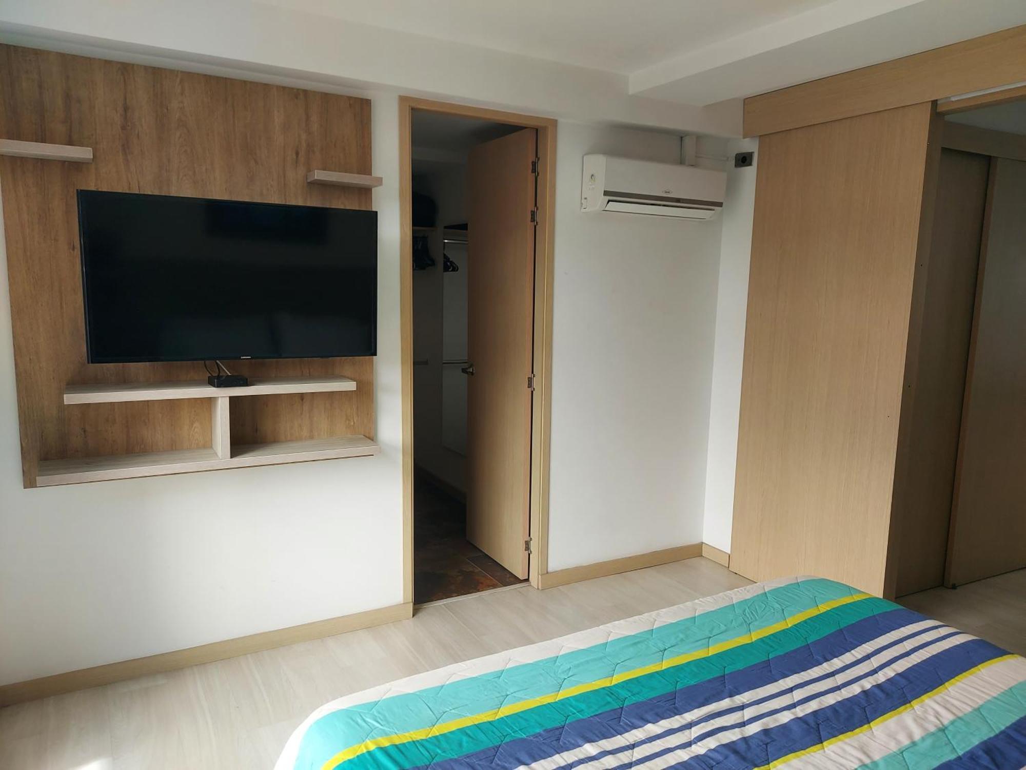 San Peter Apartments Μεντεγίν Εξωτερικό φωτογραφία