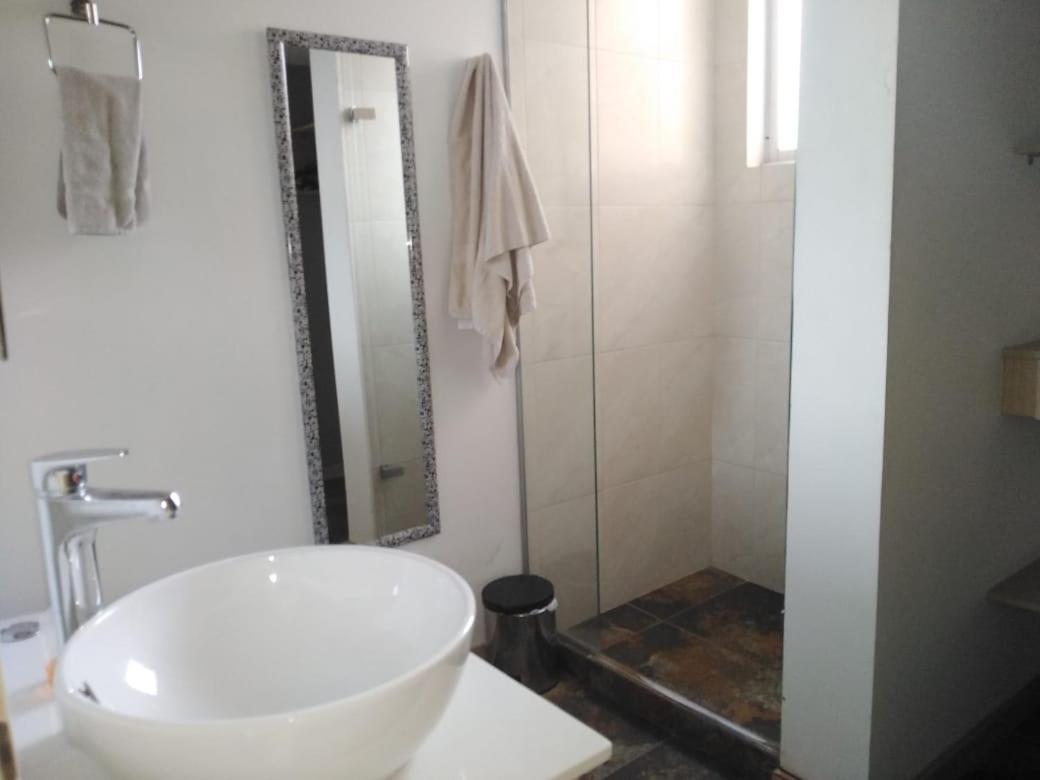 San Peter Apartments Μεντεγίν Εξωτερικό φωτογραφία