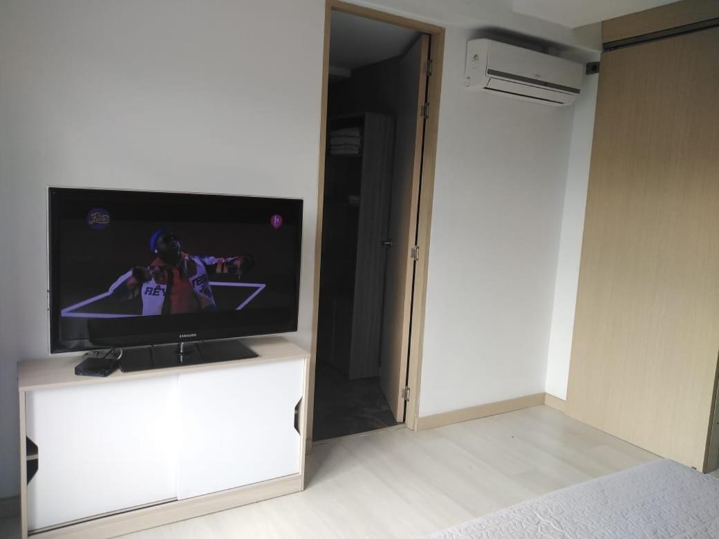 San Peter Apartments Μεντεγίν Εξωτερικό φωτογραφία